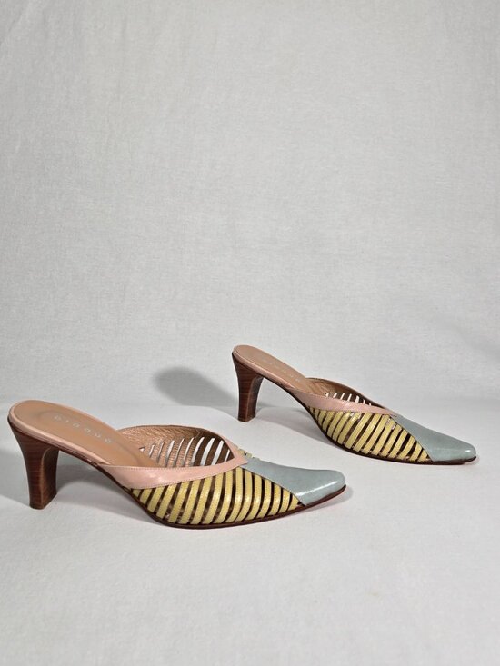 Vintage Y2K 90s Retro Whimsical Shoes - Vintage Y2K Whimsical Color-Block Cage LEATHER Pointed Kitten Mule Women Size 7.